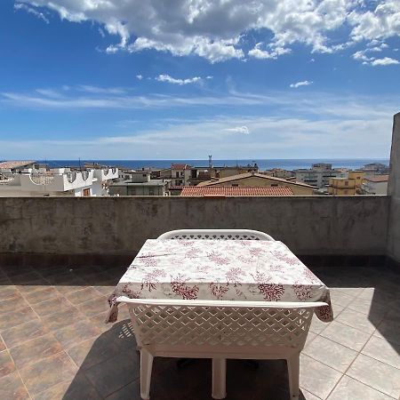 Appartement La Terrazza Sullo Jonio à Roccella Ionica Extérieur photo